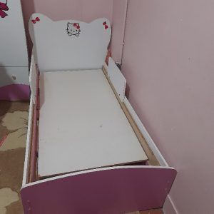 تختخواب در حد نو