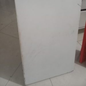 قفسه فلزی
