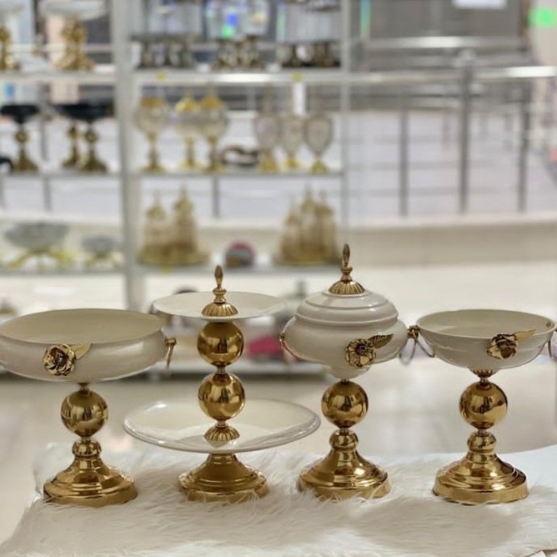 سرویس پذیرایی فلزی
