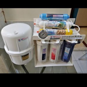 دستگاه تصفیه آب قلیایی خانگی ۷ فیلتره