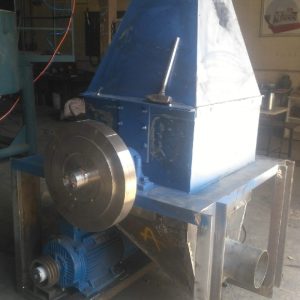 طراحی، ساخت و تعمیر انواع دستگاههای صنعتی و نجاری
