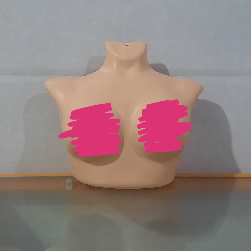 مانکن نیم تنه