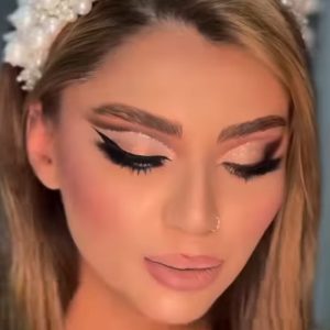 به مناسبت میلاد  رسول اکرم  در لاین  میکاپ ،لیفت و ابرو مژه ، فیبروز ابرو و کوتاهی  تخفیفات ۴۰ درصدی  گذاشتیم   سالن ماه عسل  ب کسانی  ک تا سه روز آینده  نوبت بگیرند  با کد (عسل )  تخفیف( ۴۰ درصدی) دریافت  کرده  و خدمات برای آنها انجام داده میشود  .شهریار خیابان ولیعصر کوچه ی ثمری برای جهت نوبت دهی  با شماره ی ۰۹۰۳۶۶۸۷۶۲۹ تماس بگیرید  و نوبت خودتون رو فیکس کنید