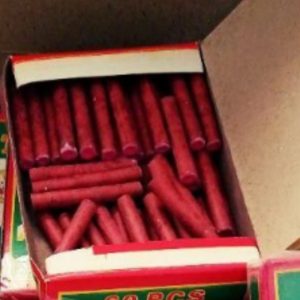 ترقه فقط سیگارت
