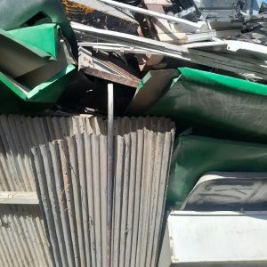 خریدضایعات آهن آلمینیوم لاک کارتن پلاستیک کتاب دفتر مقوا