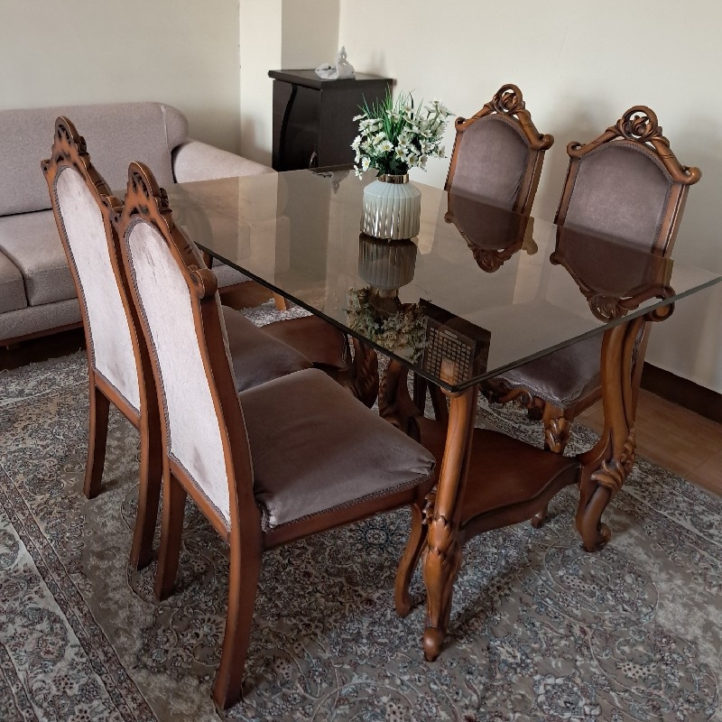 میز ناهار خوری