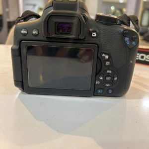 دوربین عکاسی کنون D۷۵۰