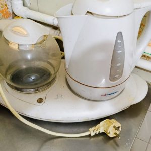 چای ساز و جاروبرقی
