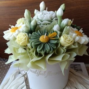 باکس گل شمعی سبز و لیمویی