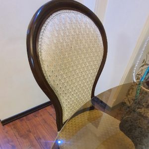 مبلمان استیل نو همراه میز نهار خوری