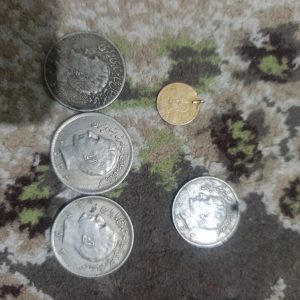 چند عدد سکه قدیمی