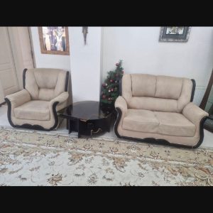 مبلمان هفت نفره و میز ناهار خوری چهار نفره