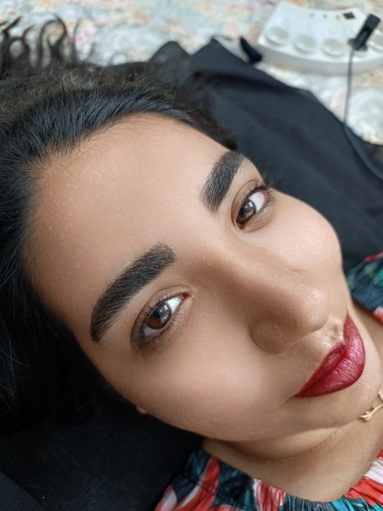 مرکز تخصصی آرایش دائم مهناچراغی