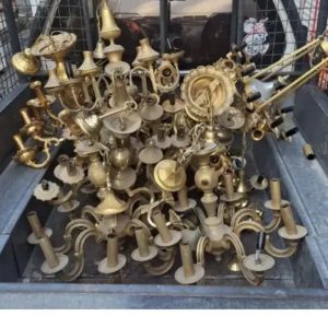 خریدار لوستر