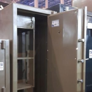 گاو صندوق اسلحه ارکا