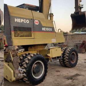 بیل مکانیکی لاستیکی