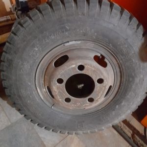 رینگ و لاستیک خاور موجود ۱ عدد