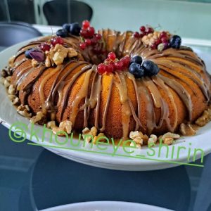«کیک سیب و هویج گردویی خانگی | تازه و خوش‌عطر»